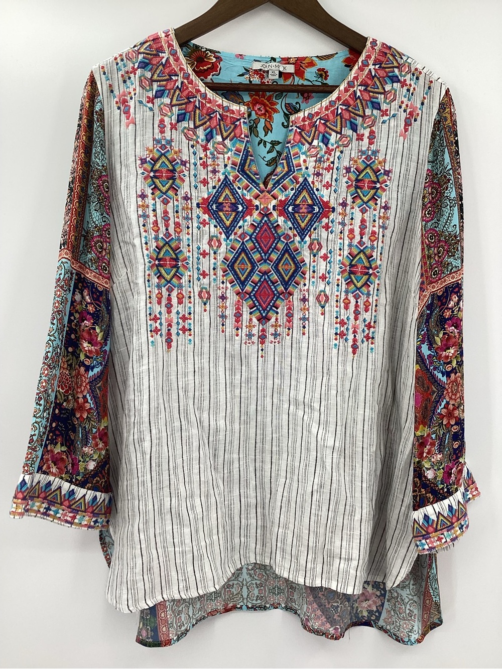 John Mark White Striped Tunic with Multicolor Embroidery - Picture 1 of 13